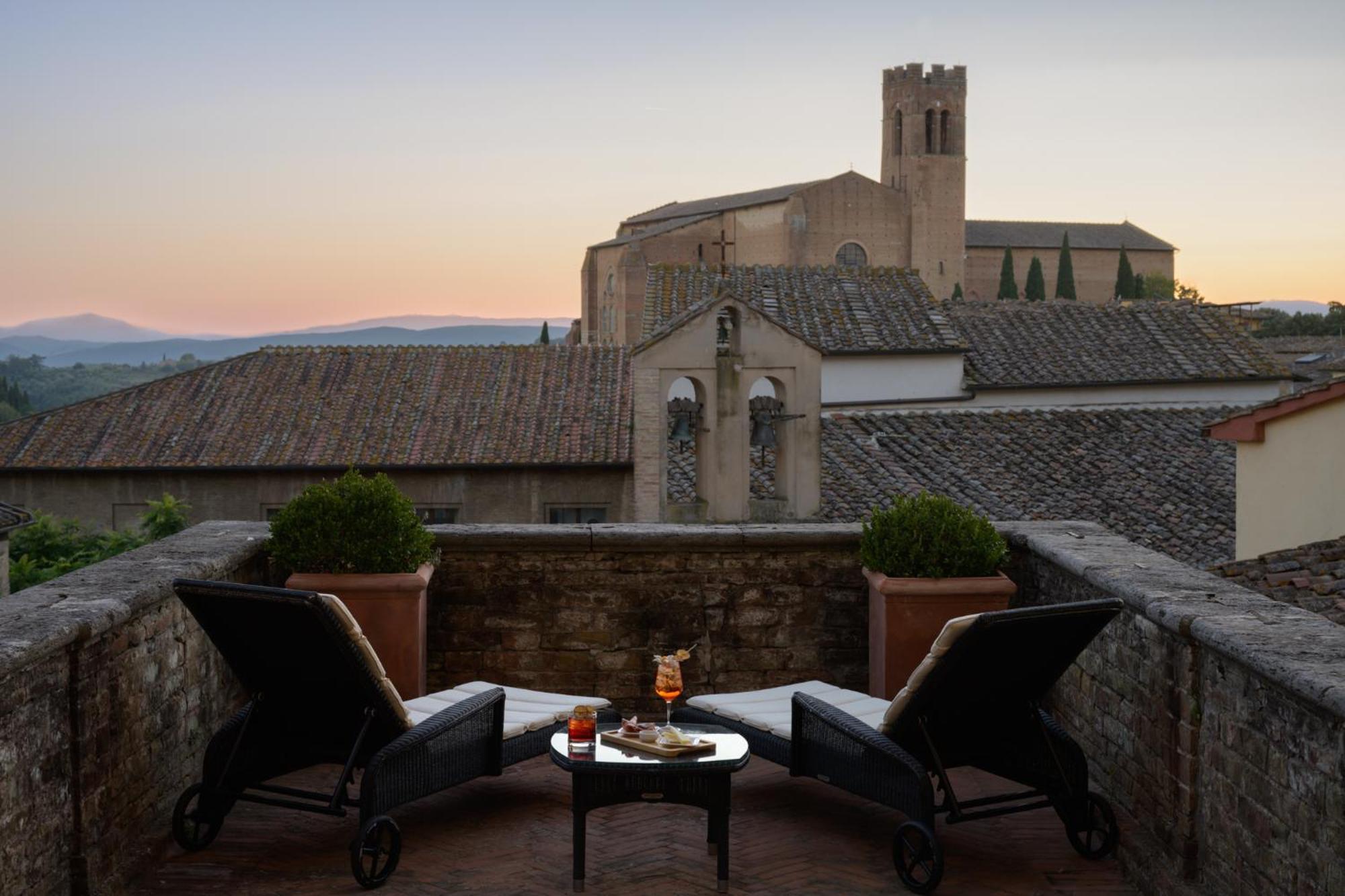 Grand Hotel Continental Siena - Starhotels Collezione Εξωτερικό φωτογραφία